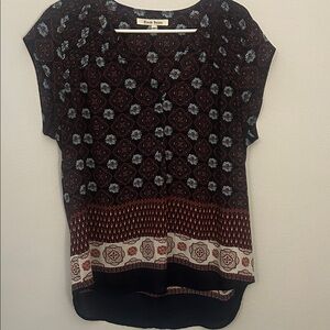 Black Rainn Women's Floral Geometric Blouse - Black and Burgundy